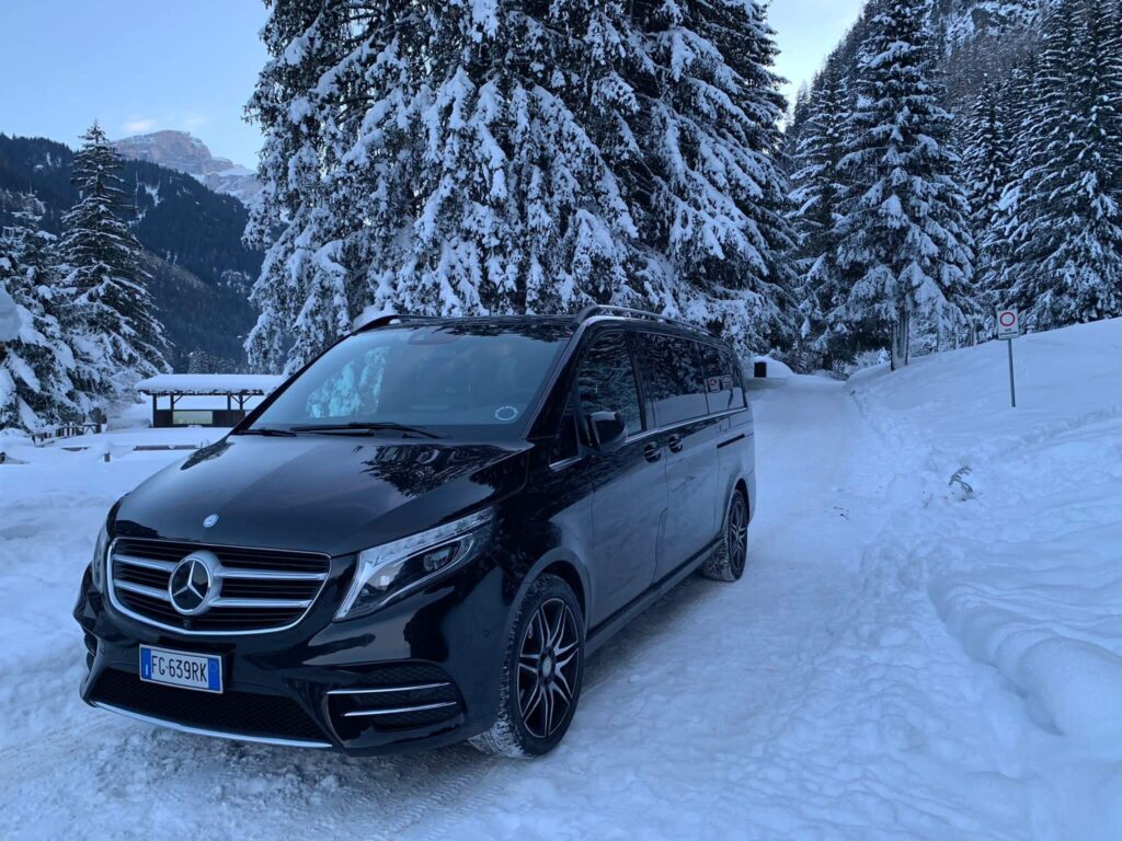 Mercedes-Benz sulla neve